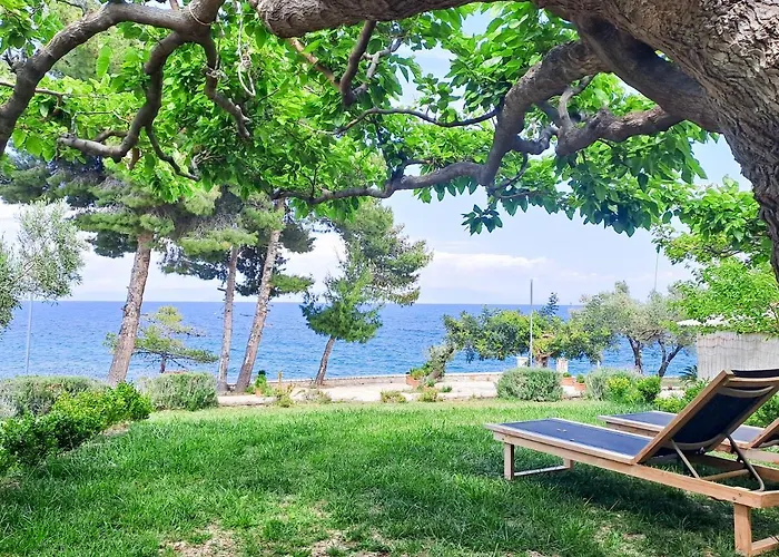 Nama House * Arkadiko Chorio